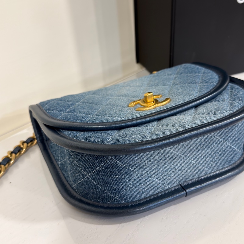 #專櫃2️⃣0️⃣多萬 #近新閒置 香奈兒牛仔藍郵差包 芯片款-12