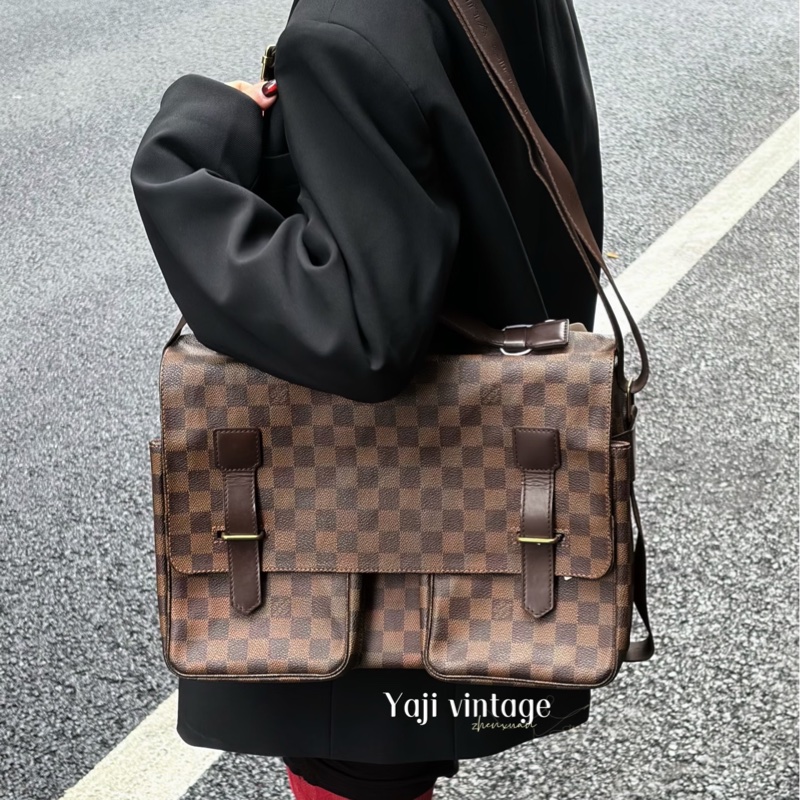 帥得太超過😎限時優惠價😍LV棋盤格Damier咖啡格紋公事包手提肩背包斜挎包-4