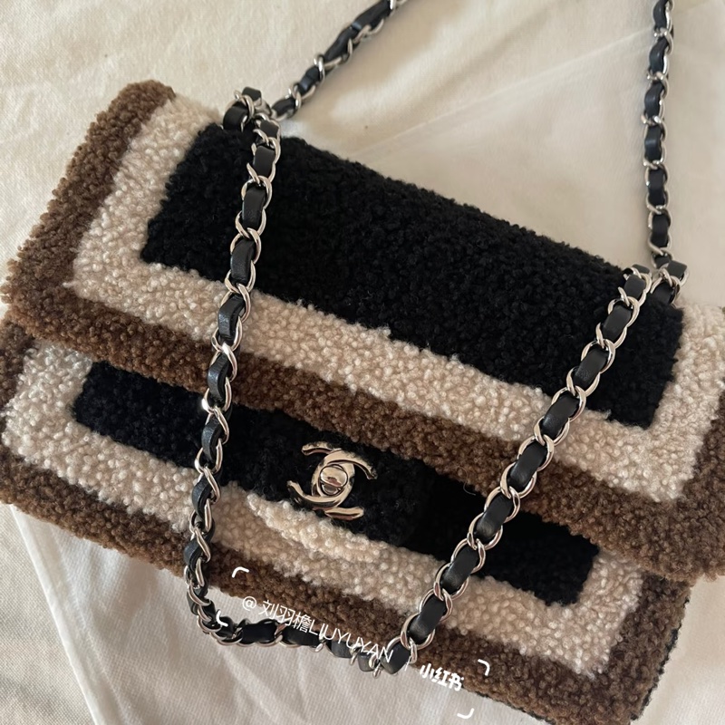 #絕版收藏 #櫃上近4️⃣0️⃣萬 香奈兒cf25 Coco系列三色羊羔絨-0