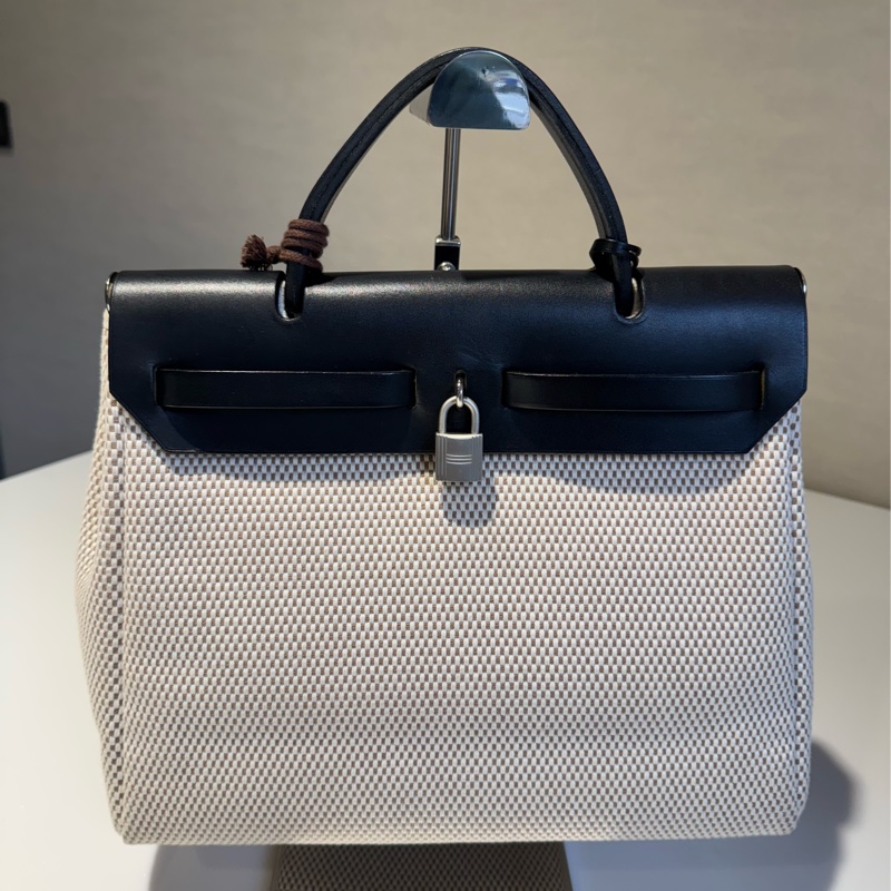 Hermes Herbag 31 蜂巢編織款-3