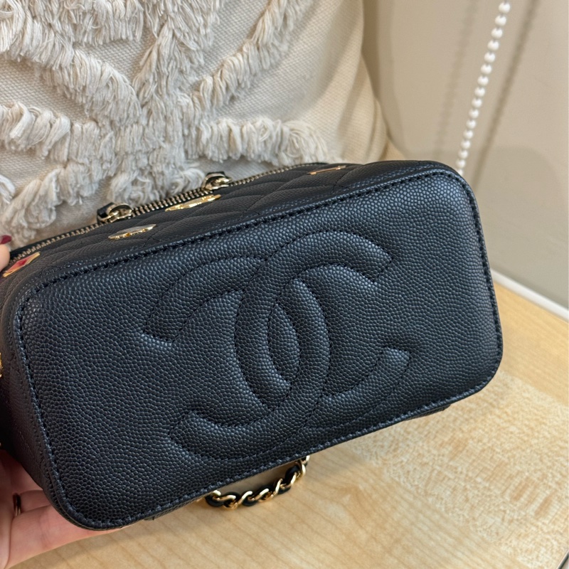 CHANEL 23c 撲克愛心長盒子-4