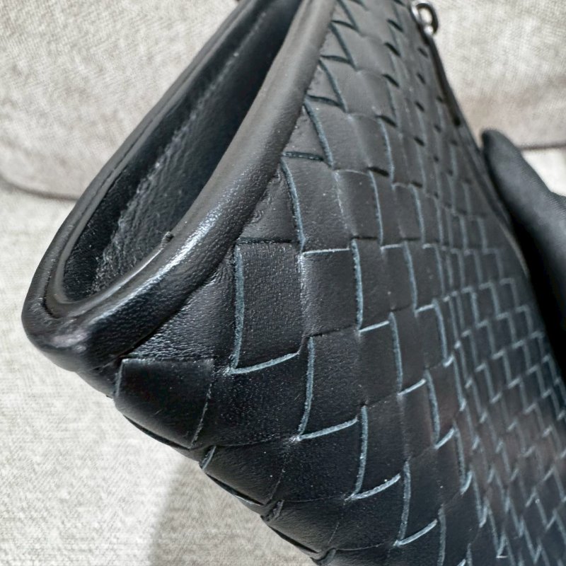 Bottega Veneta 牛皮編織手拿包-12