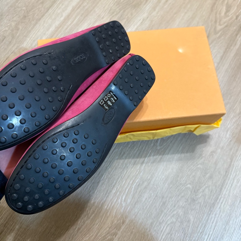 瑞奇二手精品 Tods 桃色 近全新 37 .5 豆豆鞋-2