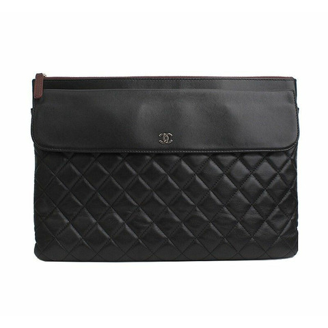 【包稅】CHANEL 銀黑色羊皮翻蓋手拿包 24