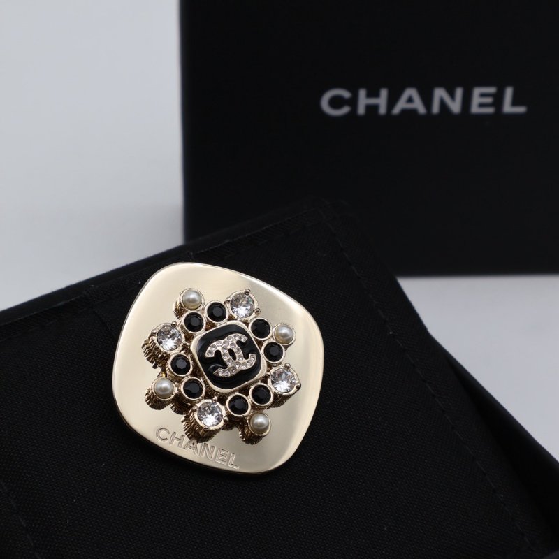 CHANEL 23K菱形典藏胸針-0