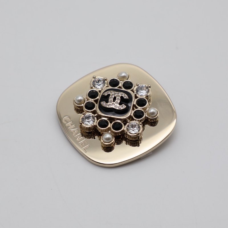 CHANEL 23K菱形典藏胸針-3