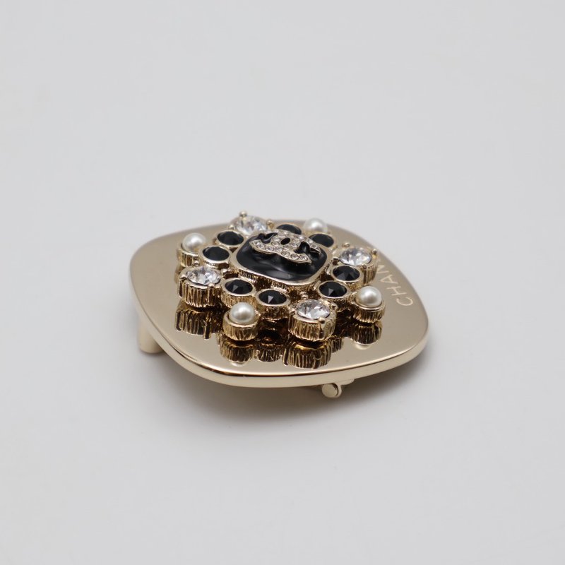 CHANEL 23K菱形典藏胸針-4