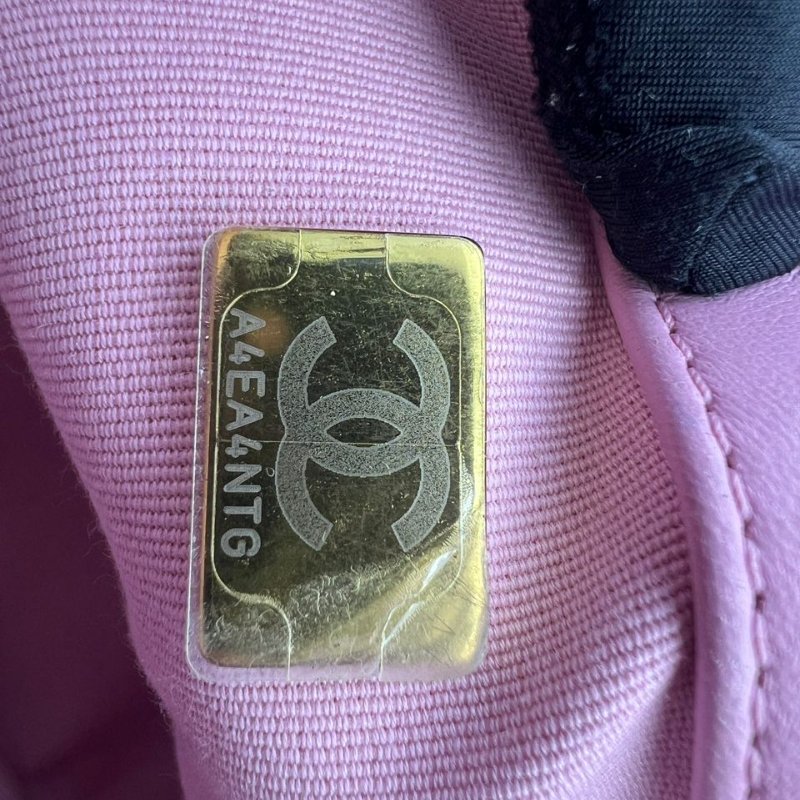 香奈兒 22S 粉紫色羊皮粗鍊條金扣方胖子包-3