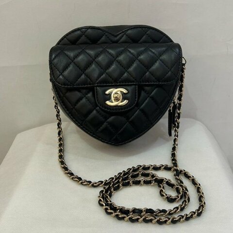 CHANEL黑金羊皮愛心包