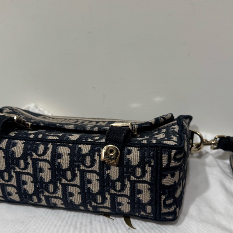 Dior經典老花郵差包-7