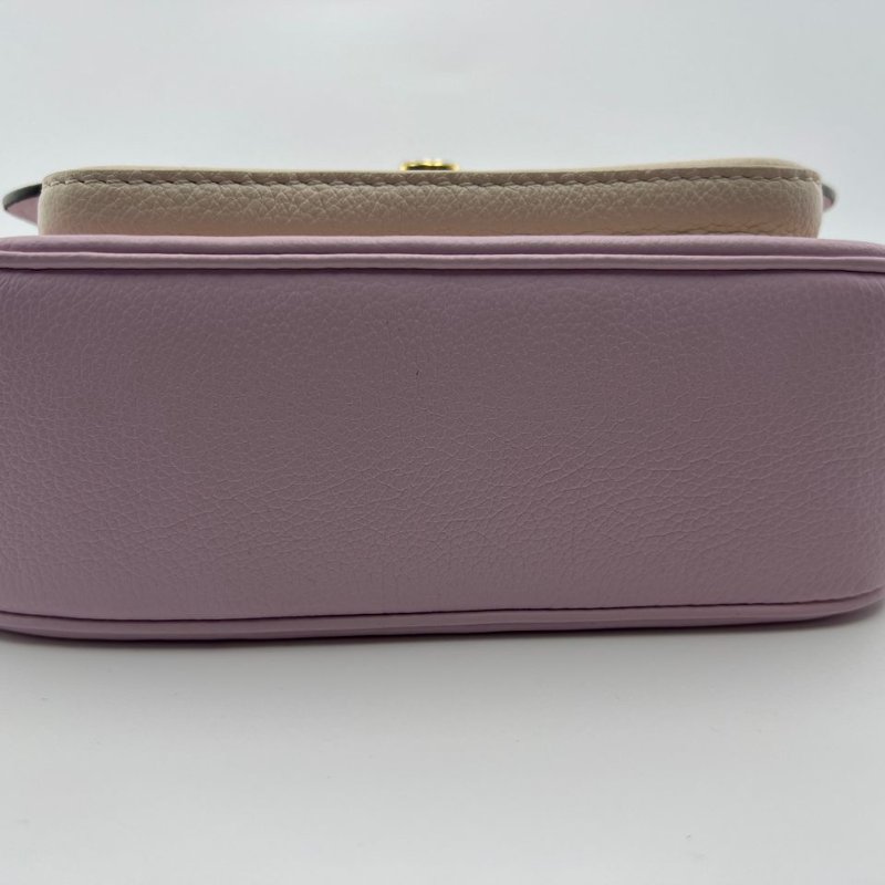 路易威登 Lockme Tender 粉紫色粒面牛皮斜背包-12