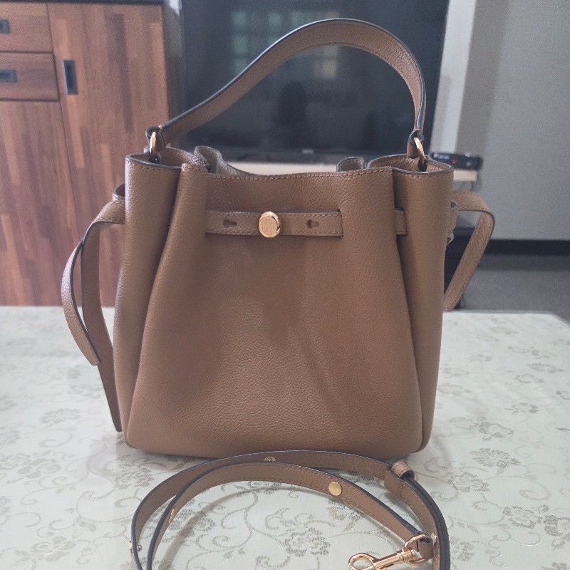 Tory burch romy 水桶包 專櫃款 提拉米蘇色-7