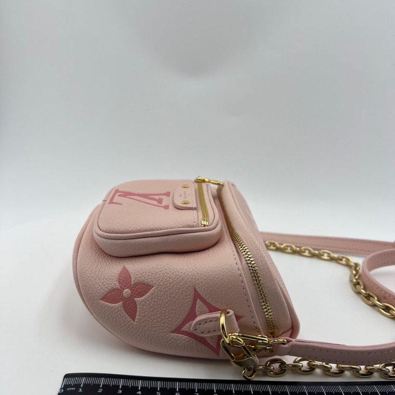 路易威登 Mini Bumbag 粉色粒面牛皮腰包／斜背包-3