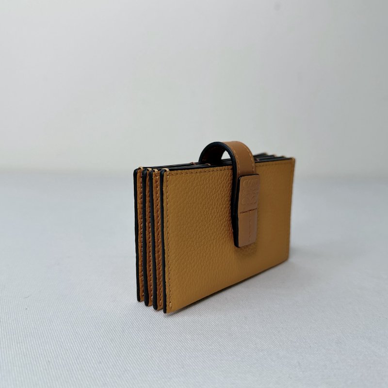 LOEWE 風琴式卡片收納包-3