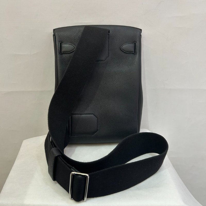 黑色Togo牛皮銀釦HAC A DOS PM胸包-2