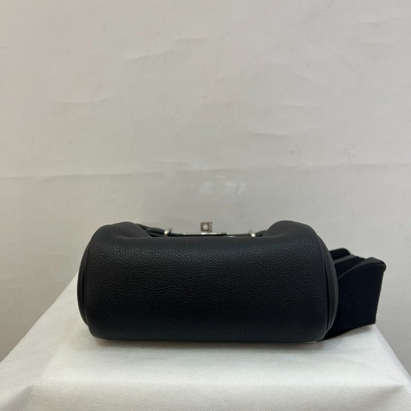 黑色Togo牛皮銀釦HAC A DOS PM胸包-4