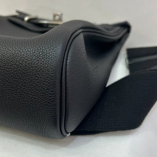 黑色Togo牛皮銀釦HAC A DOS PM胸包-6