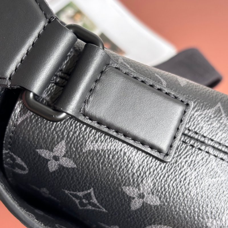 ::LOUIS VUITTON:: LV M46794 S-Cape 郵差包經典黑花紋掀蓋磁吸釦斜背包-19