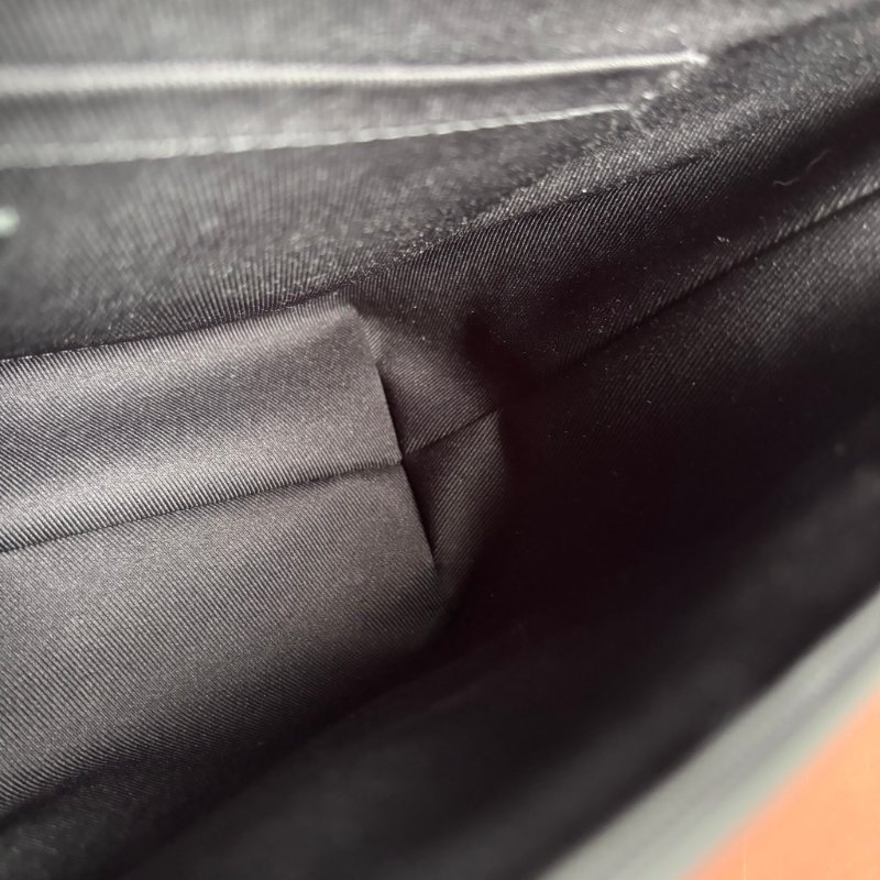 ::LOUIS VUITTON:: LV M46794 S-Cape 郵差包經典黑花紋掀蓋磁吸釦斜背包-32