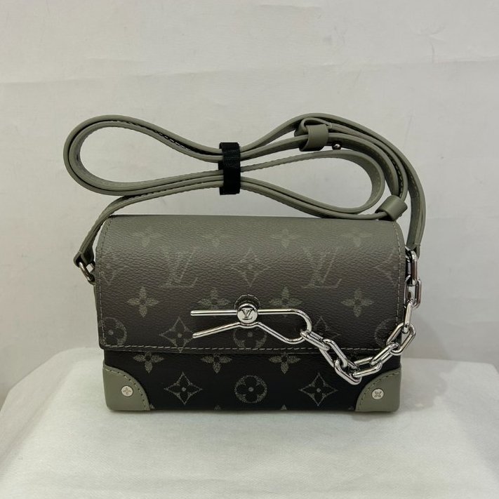 LV卡其色漸層PVC銀釦STEAMER-0