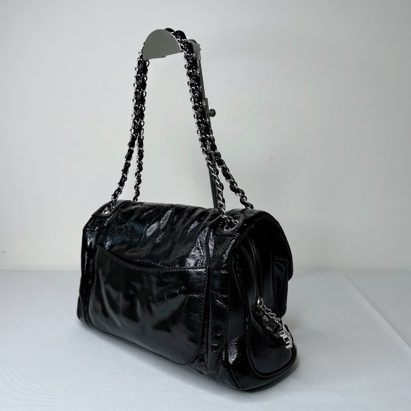 CHANEL 黑色漆皮鏈帶單肩包-4