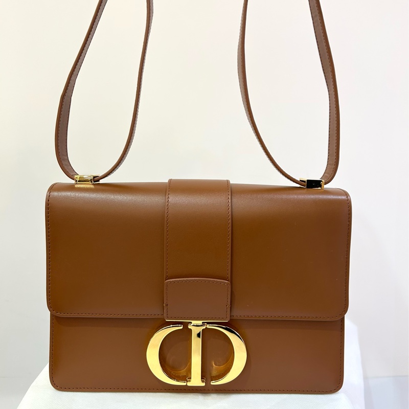 Dior  焦糖色Montaigne 30-0