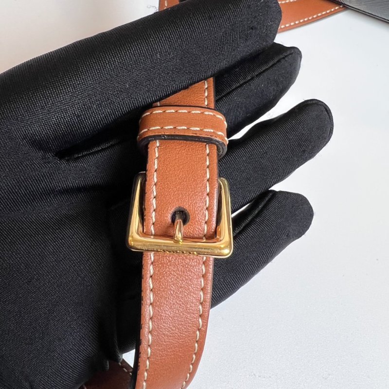 CELINE 凱旋門LOGO貝殼包-6