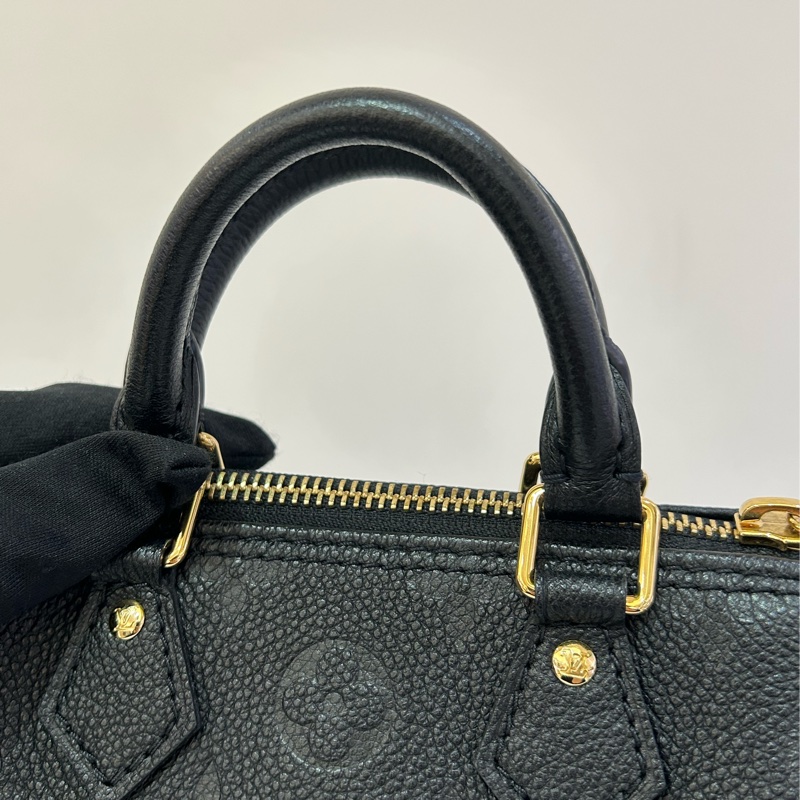 LV 黑壓紋nano speedy-8