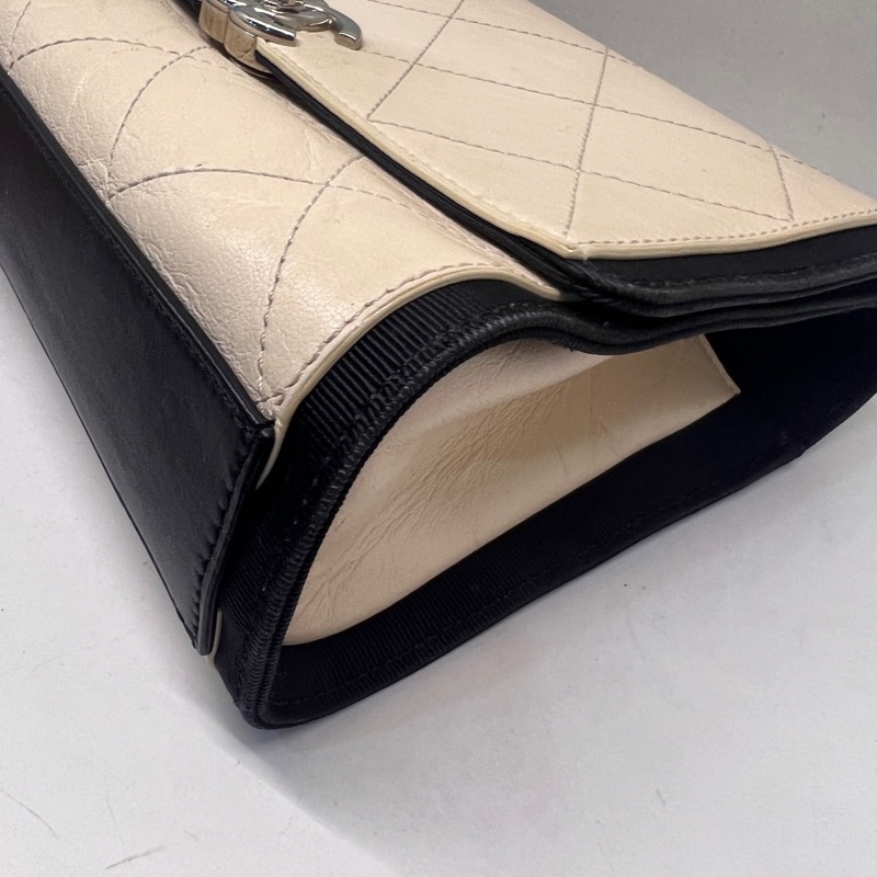 【Chanel香奈兒 象牙白拼黑鏈條包，25開  尺寸24×17×7cm-2