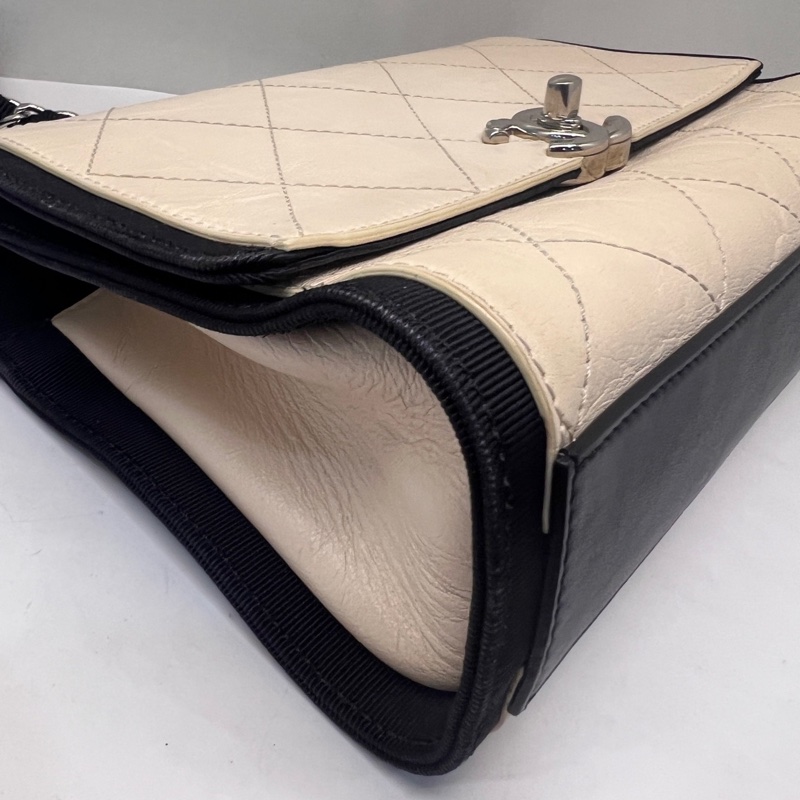 【Chanel香奈兒 象牙白拼黑鏈條包，25開  尺寸24×17×7cm-3