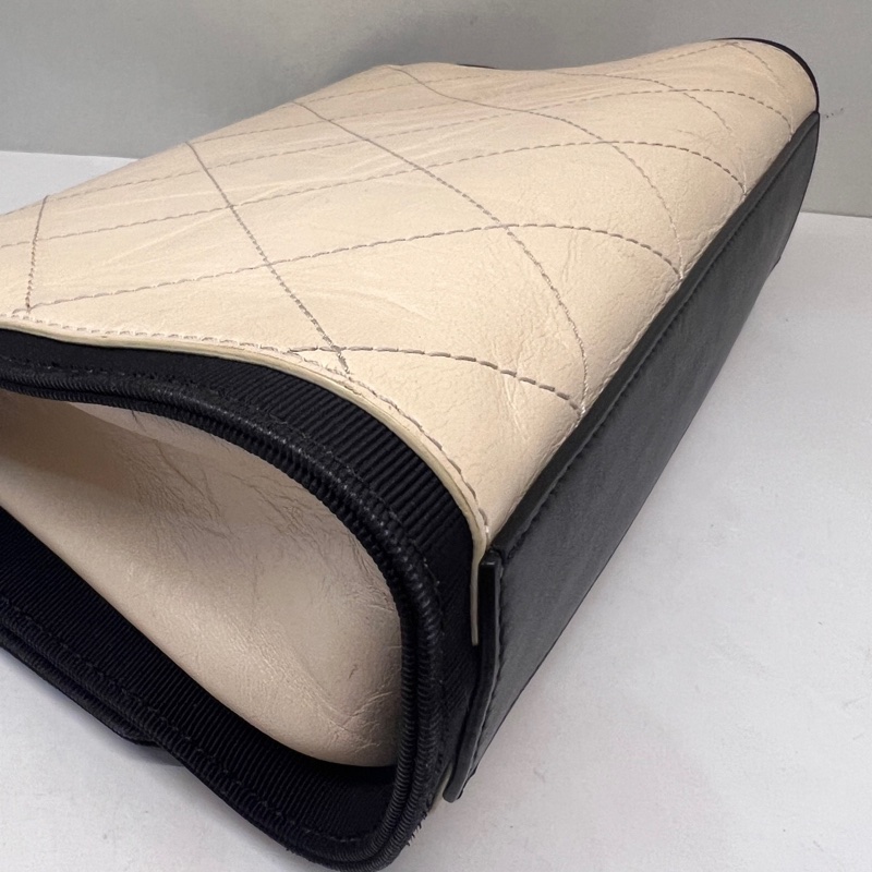 【Chanel香奈兒 象牙白拼黑鏈條包，25開  尺寸24×17×7cm-5