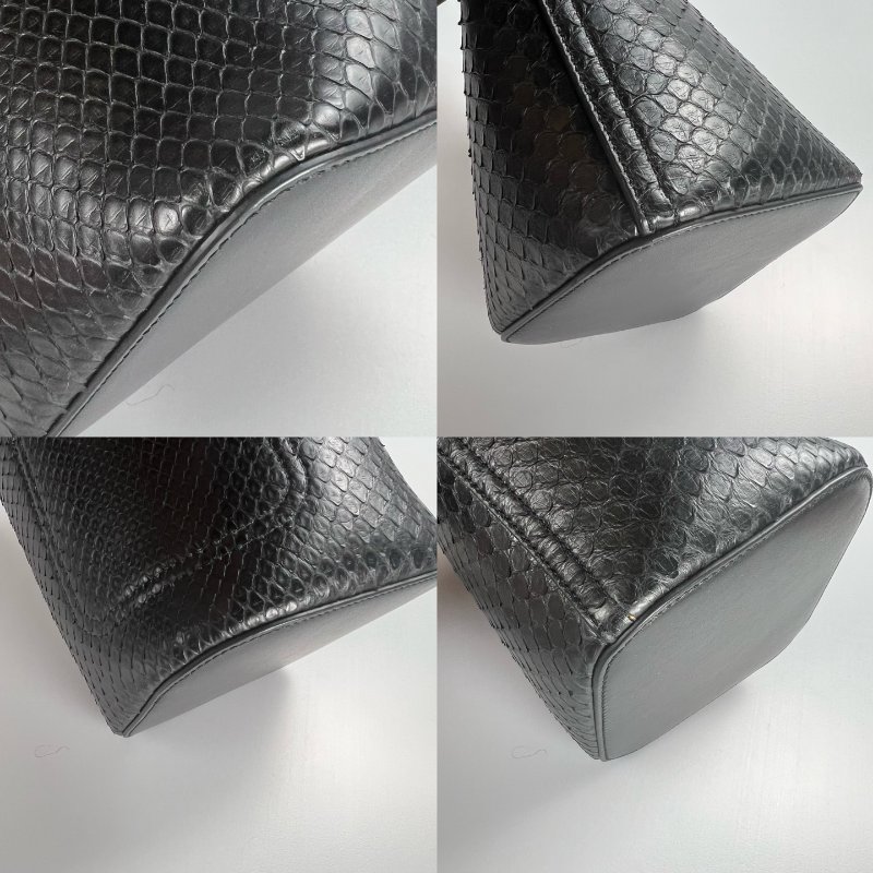 LOEWE 062444 黑蛇皮PEBBLE BUCKET MINI包-10