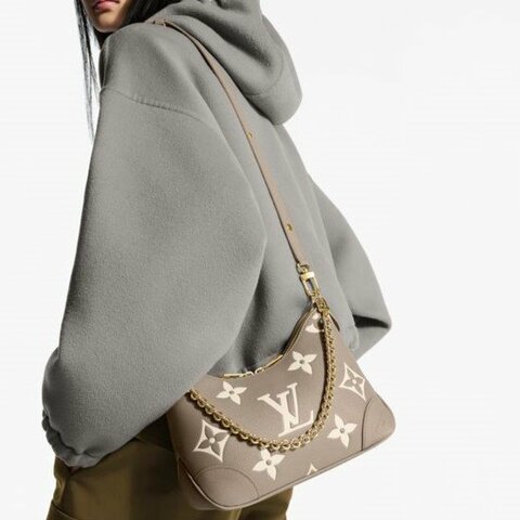 ::LOUIS VUITTON:: LV M13224 Boulogne PM 斑鳩灰 / 奶油色 雙色 Monogram Empreinte皮革 腋下包 肩背包 斜背包 半月包