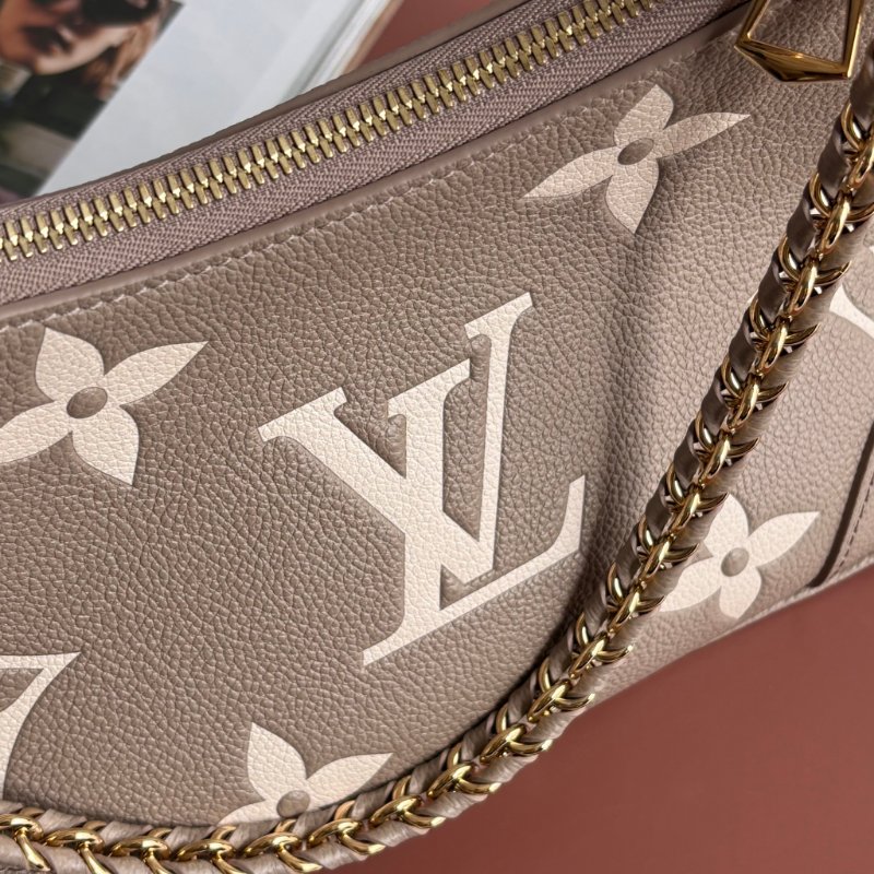 ::LOUIS VUITTON:: LV M13224 Boulogne PM 斑鳩灰 / 奶油色 雙色 Monogram Empreinte皮革 腋下包 肩背包 斜背包 半月包-16