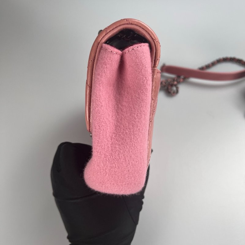 CHANEL 肩背包拚色山茶花毛尼粉 21開-2