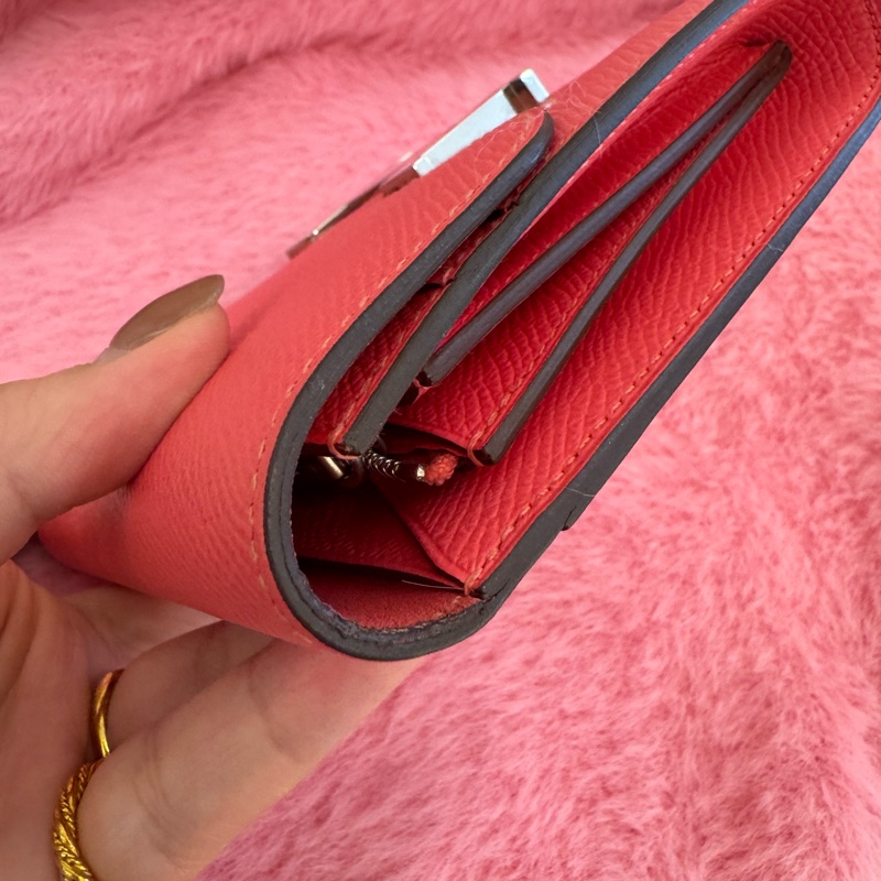 Hermes粉色銀H康康短夾-7