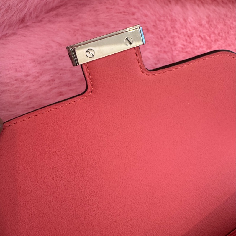 Hermes粉色銀H康康短夾-15