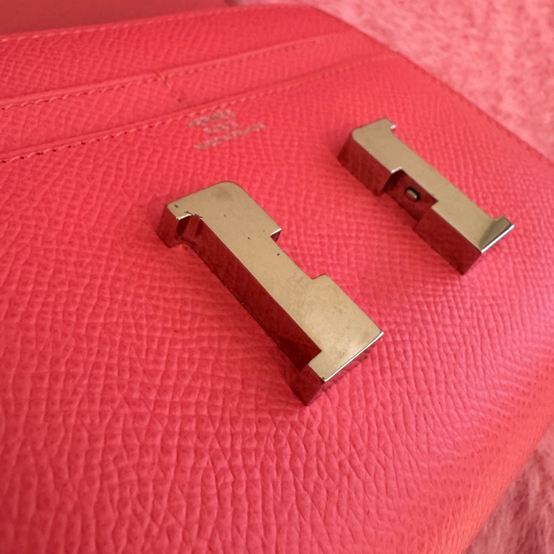 Hermes粉色銀H康康短夾-19