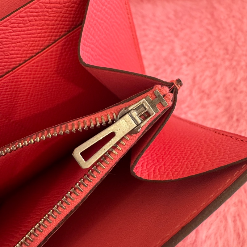 Hermes粉色銀H康康短夾-31