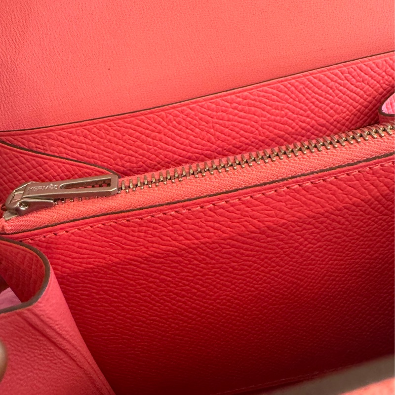 Hermes粉色銀H康康短夾-33