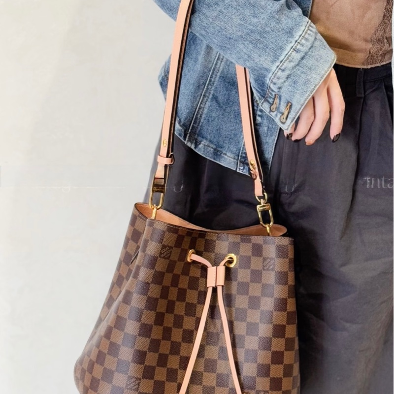 Lv 棋盤格水桶包 已絕版有購證全配-2