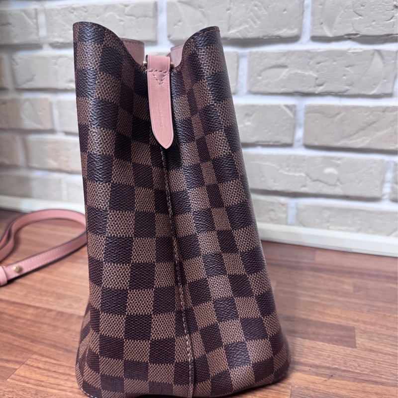 Lv 棋盤格水桶包 已絕版有購證全配-8