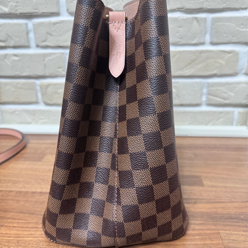 Lv 棋盤格水桶包 已絕版有購證全配-9