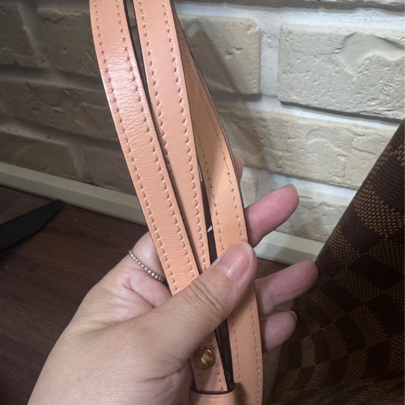 Lv 棋盤格水桶包 已絕版有購證全配-40