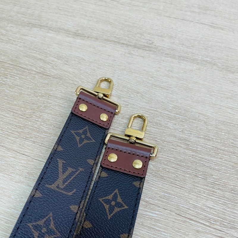 LV  路易威登 Papillon Trunk巴比龍手提單肩包斜挎包 歐陽娜娜同款 男女都能背 又酷又颯 多種背法實用百搭-23