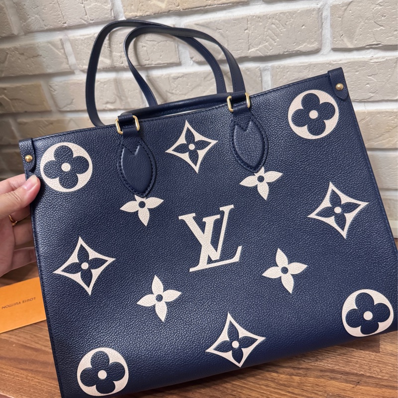 Lv  onthego mm 海軍藍色 台灣購證全配 晶片款-4