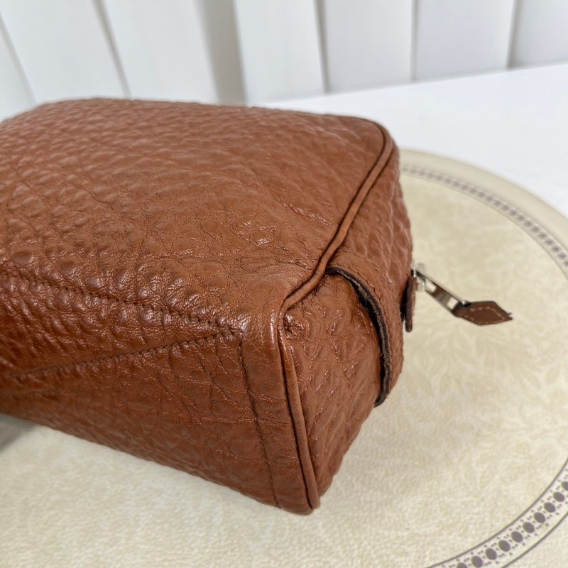 HERMES愛馬仕  棕色拉鍊手拿包洗漱包化妝包 容量大 方便攜帶 皮革柔軟-27