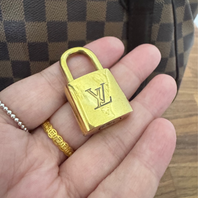 Lv棋盤格小號元寶包-24