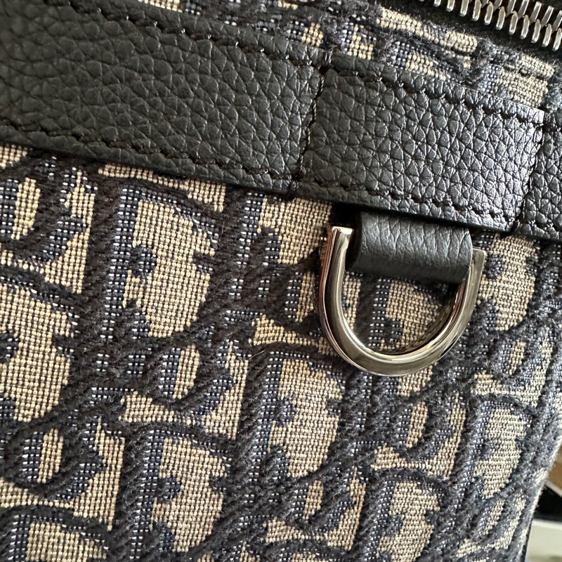 【全新現貨】Dior Rider 經典老花後背包｜立體方正廓形、15吋筆電OK！-13