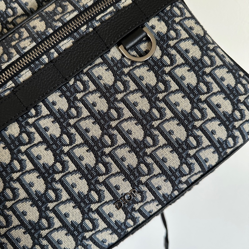 【全新現貨】Dior Rider 經典老花後背包｜立體方正廓形、15吋筆電OK！-16